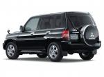 Mitsubishi Pajero iO 5-Door 2000 года